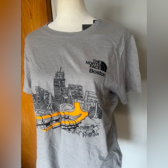 The North Face Gray T-Shirt with Boston Skyline and Orange Detail - Picture 2 of 5